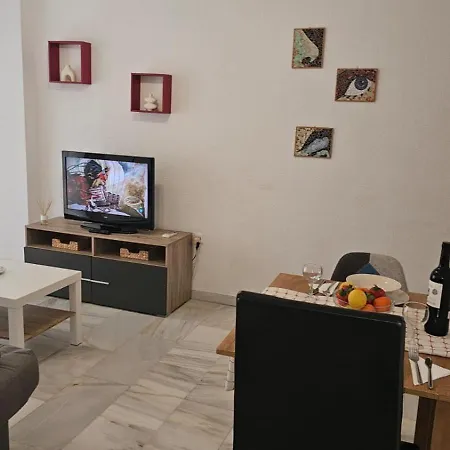 Ideal One Bedroom Center Apartment Malaga